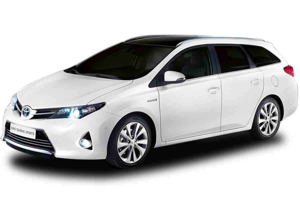 Airport Transfers in Ealing Broadway, Estate Cars